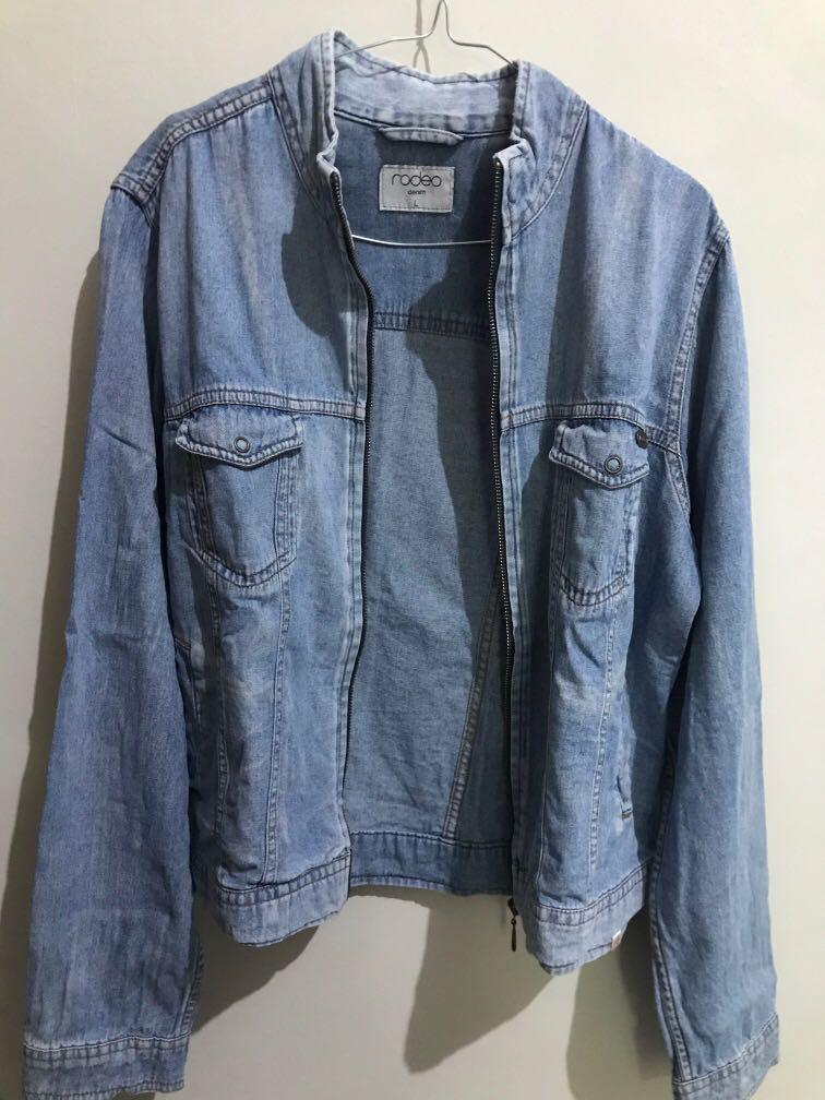 Denim jacket (cropped), Fesyen Wanita 
