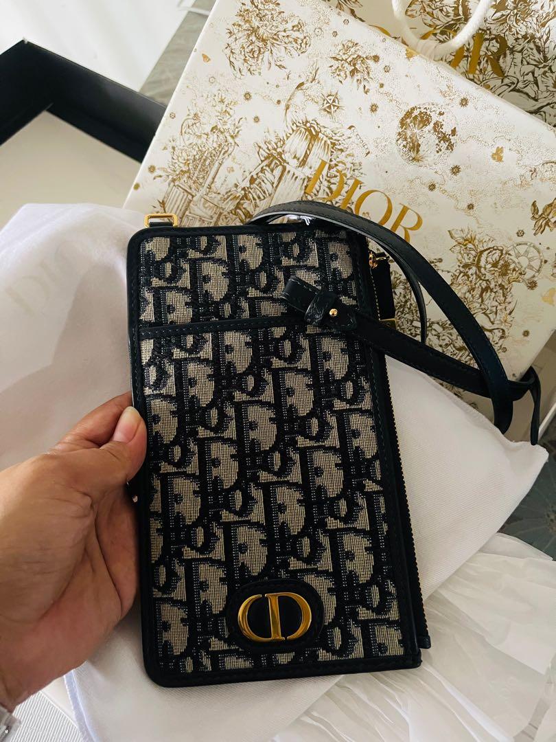 30 montaigne outlet long wallet price