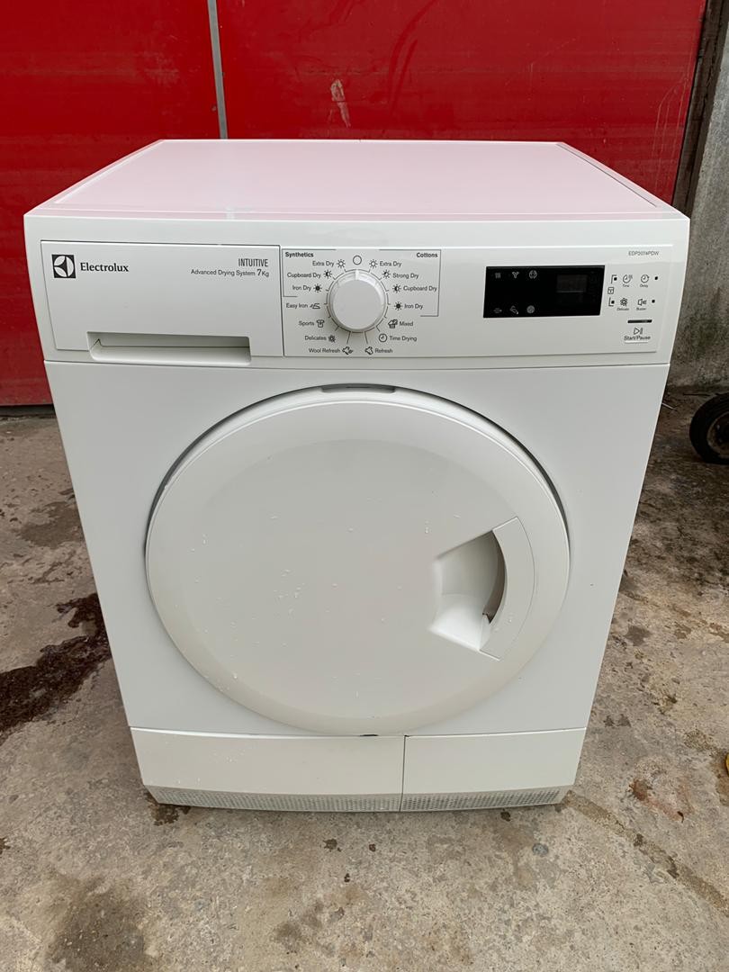 Electrolux condenser dryer 7 kg, TV & Home Appliances, Washing Machines
