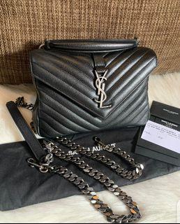 Excellent 2019
YSL College Medium RHW (24cm)
Complete with dustbag,strap,yearcard,controlato,cards