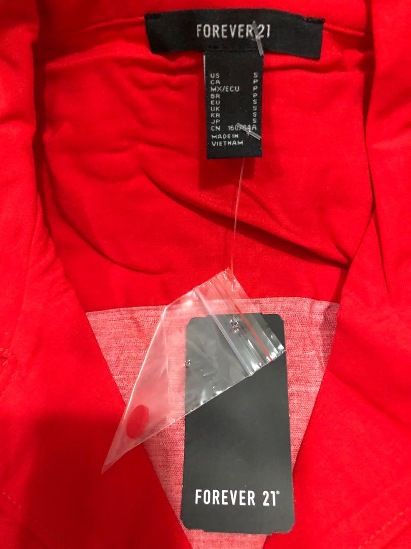 Forever 21 crop top size S (Category: Blouses) located in Marilao. Submitted by agonold (Listing ID 1145143731, Image 3). Description: forever 21 crop top Size small brand new RFS: Decluttering.