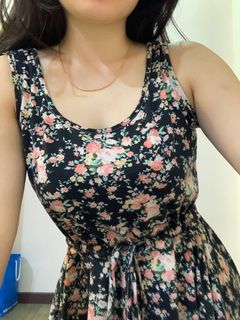 (Category: ) located in . Submitted by Jenna_preloved (Listing ID 1145151601, Image 1). Description: .