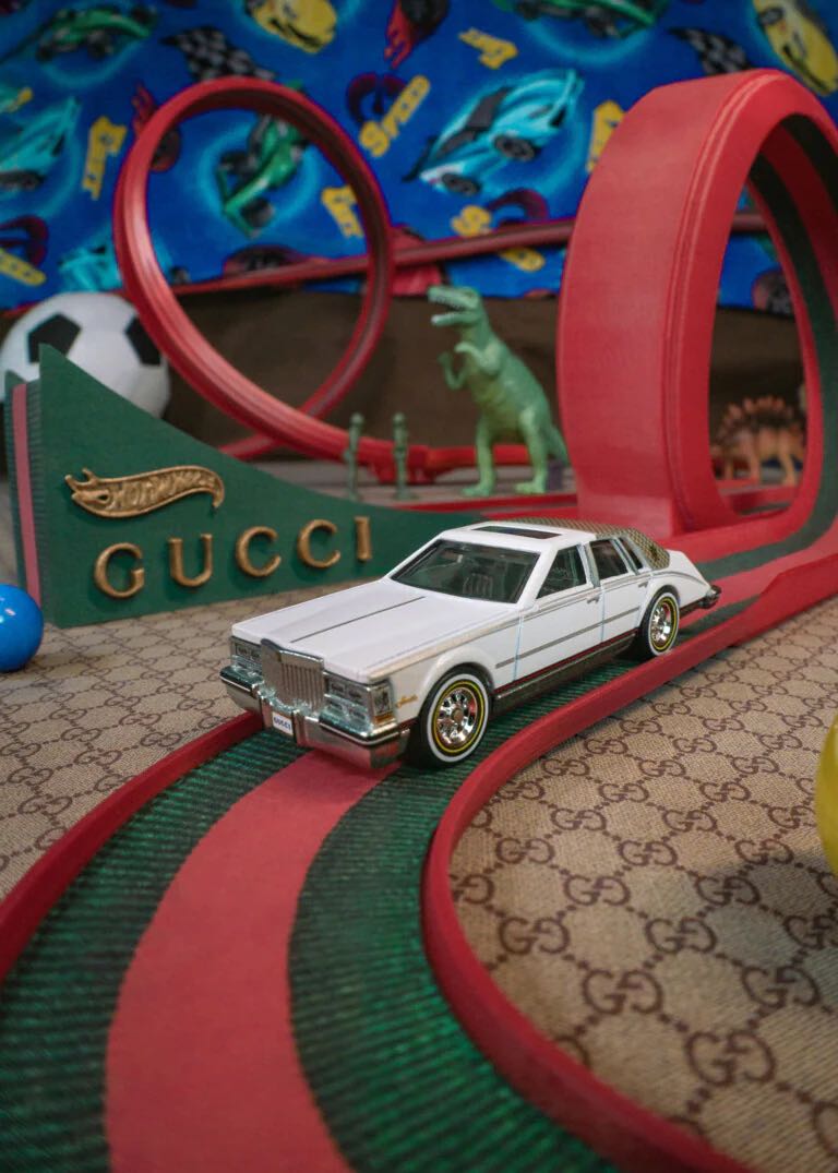 Hot Wheels X Gucci - Cadillac Seville 1:64 Model, Luxury, Accessories