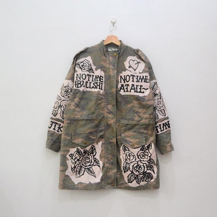 Japanese Designer Harajuku Style Camouflage Roses Letters Dyeing Coat Jacket