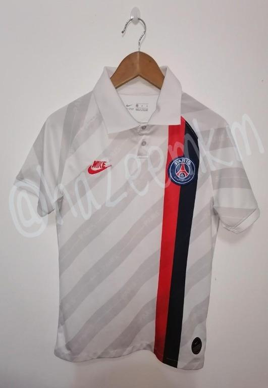 Jersey PSG collared