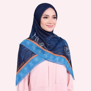 (Category: ) located in . Submitted by zhameen21 (Listing ID 1145221303, Image 1). Description: .
