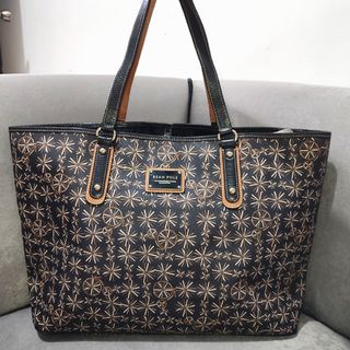 (Category: ) located in . Submitted by premoda (Listing ID 1145046929, Image 1). Description: .