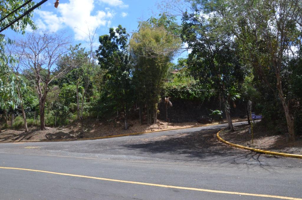 For Sale Sloping Residential Lot at Fairmount Hills, Antipolo, Rizal