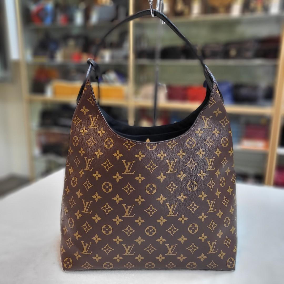 LV Caissa Hobo Damier Ebene (Authentic), Luxury, Bags & Wallets on Carousell