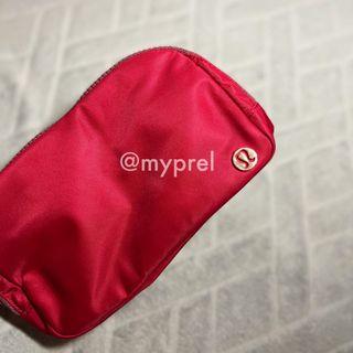 Lululemon Everywhere Belt Bag LNY Dark Red Gold