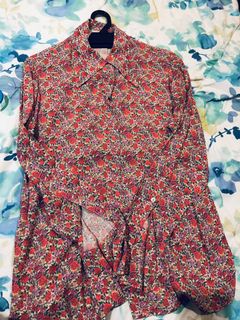 (Category: ) located in . Submitted by farahsellsclothes (Listing ID 1145162647, Image 1). Description: .