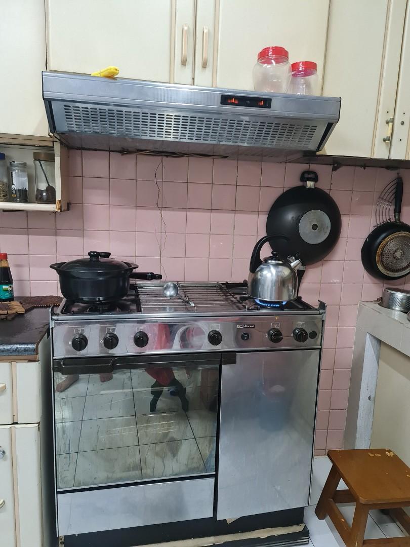 Modena Kompor freestanding 4 tungku + oven + penghisap asap, Kitchen