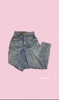mom jeans