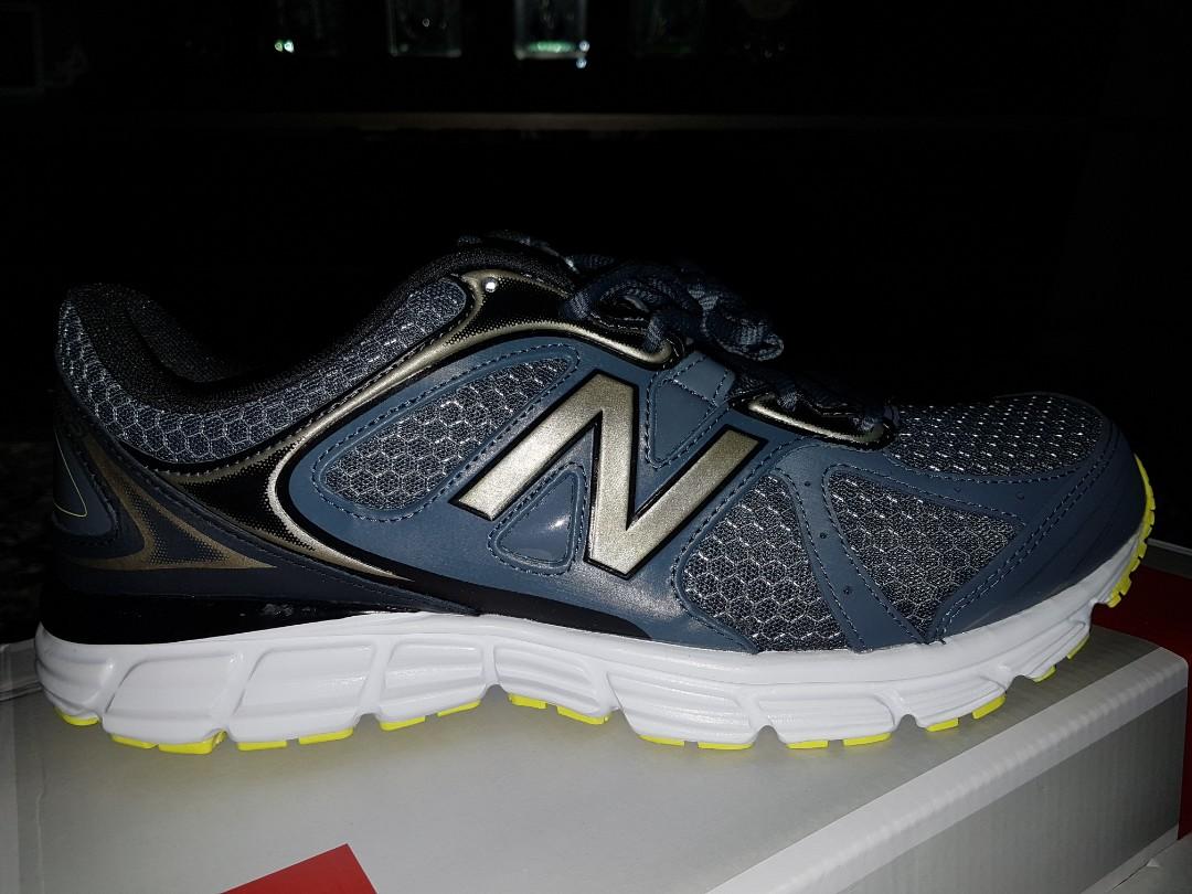 New Balance NB 565, Men's Fashion, Activewear on Carousell