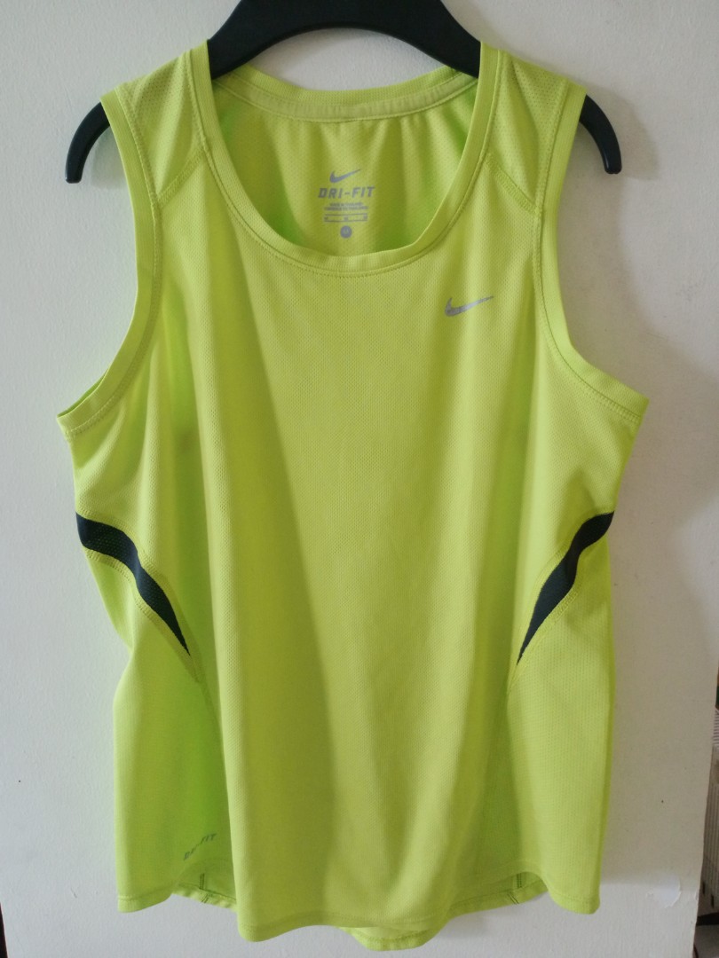 discount nike activewear