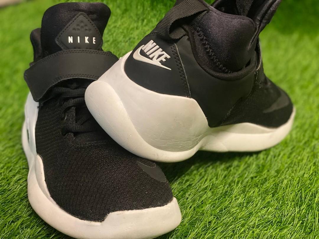 Nike kwazi