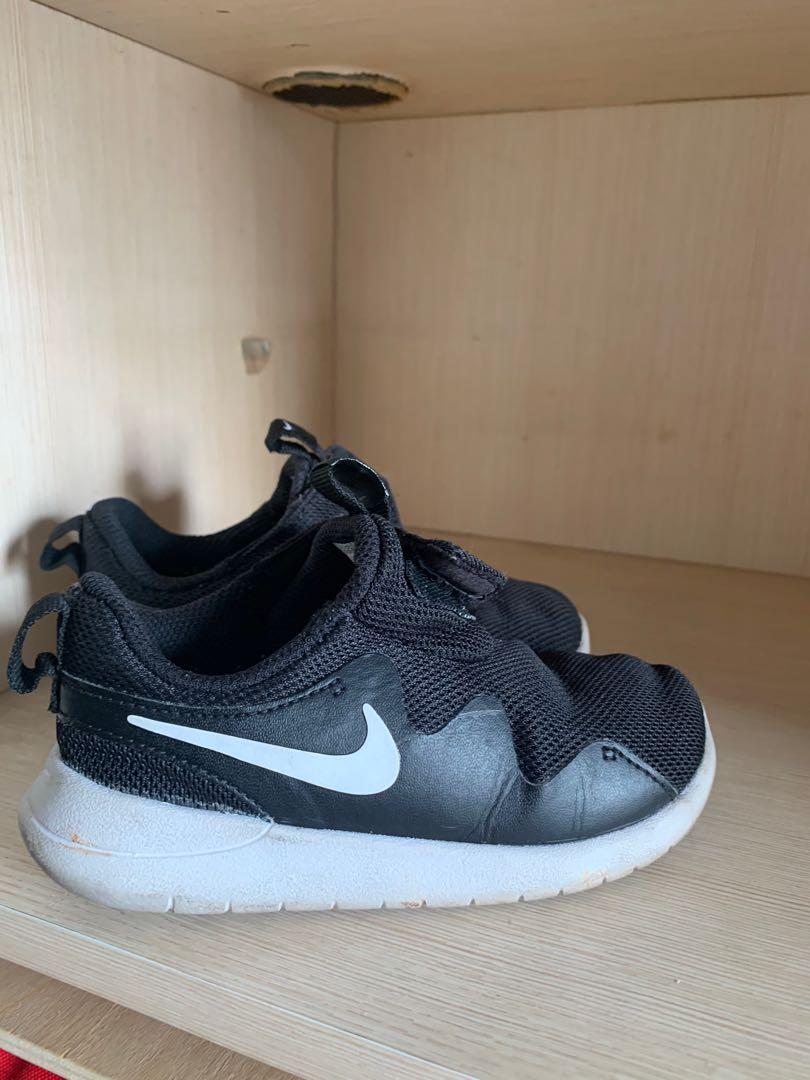 Sepatu nike deals kid original