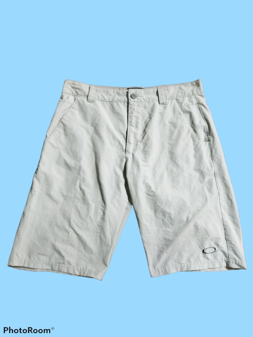 Oakley walk shorts sales