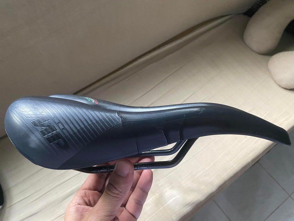 Original SMP Selle Saddle (Category: Bicycles) located in Dumaguete. Submitted by _ninz_ (Listing ID 1145066088, Image 3). Description: .