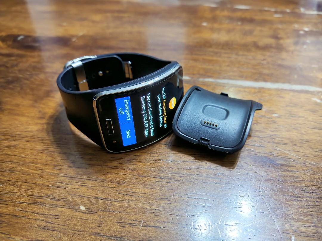 Samsung gear s 2025 curved