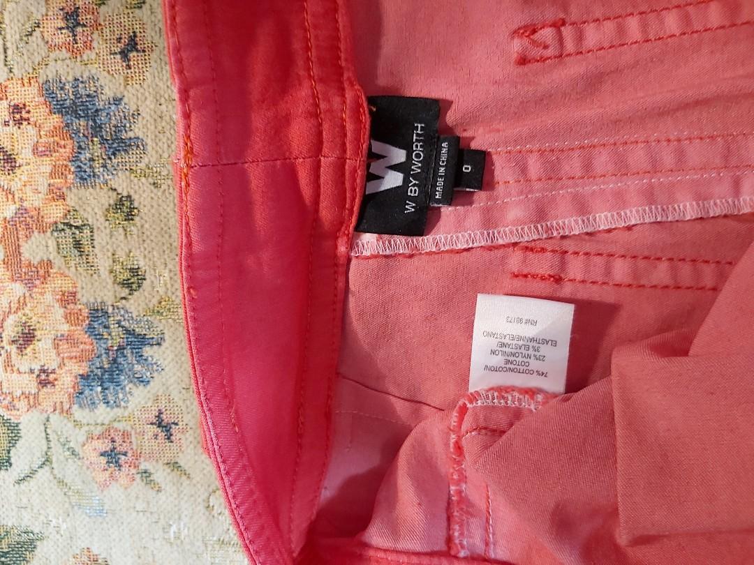 Skirt (Category: Skirts) located in Las Pinas. Submitted by GoodsToGo (Listing ID 1145059131, Image 3). Description: size 28 length 18.