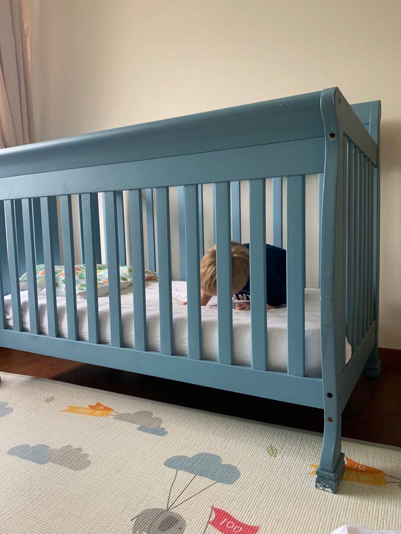 Used cot/toddler bed, Babies & Kids, Baby Nursery & Kids Furniture