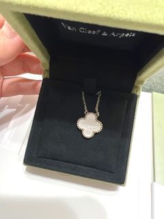(Category: ) located in . Submitted by alyssssssa (Listing ID 1145082793, Image 1). Description: .
