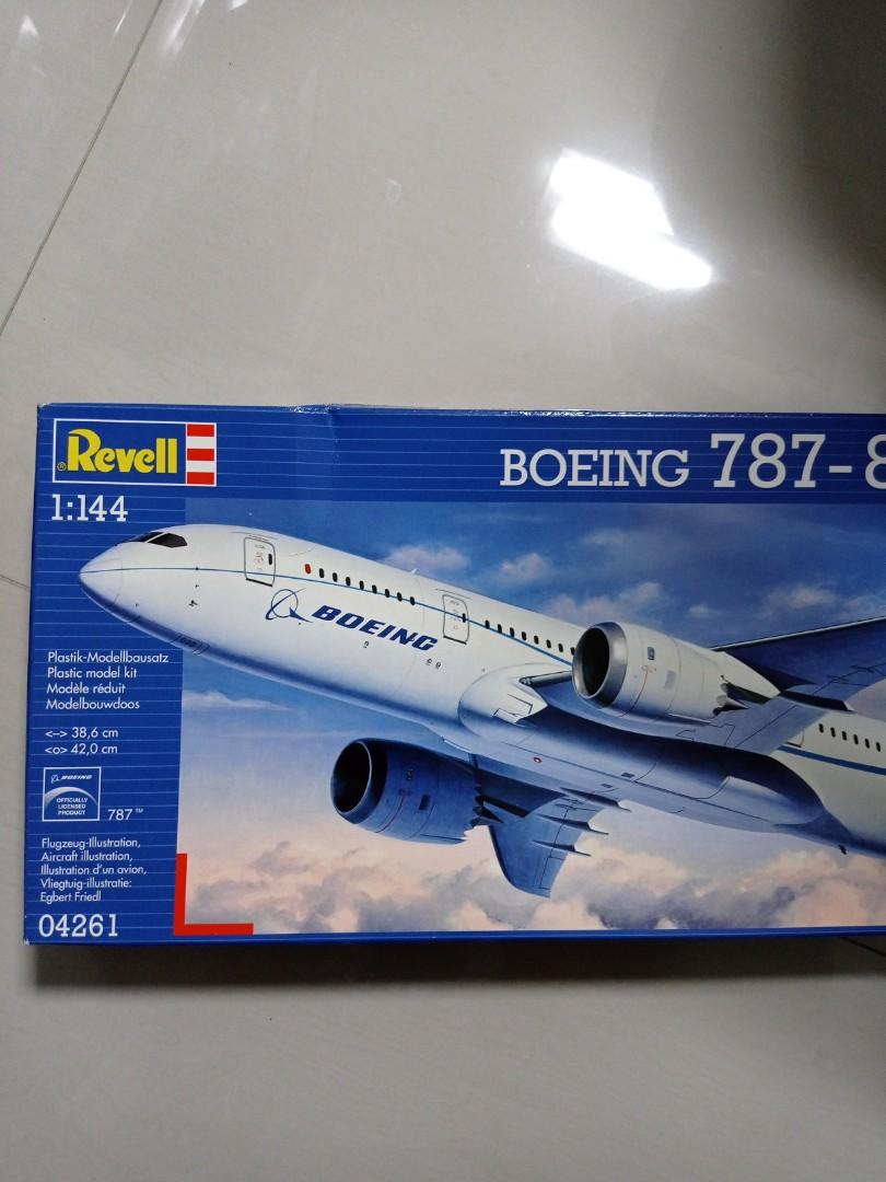 1/144 Airliner Boeing 787, Hobbies & Toys, Toys & Games on Carousell