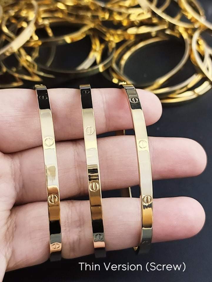 Cartier slim bangle top