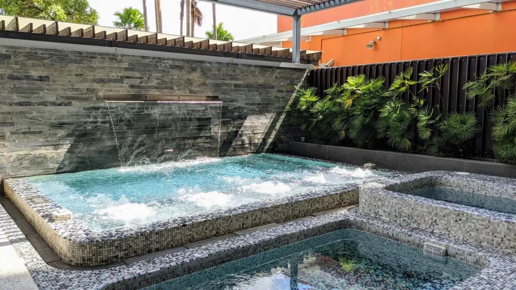 5* Hotel One Farrer (with breakfast, pool) Singapore Staycation March