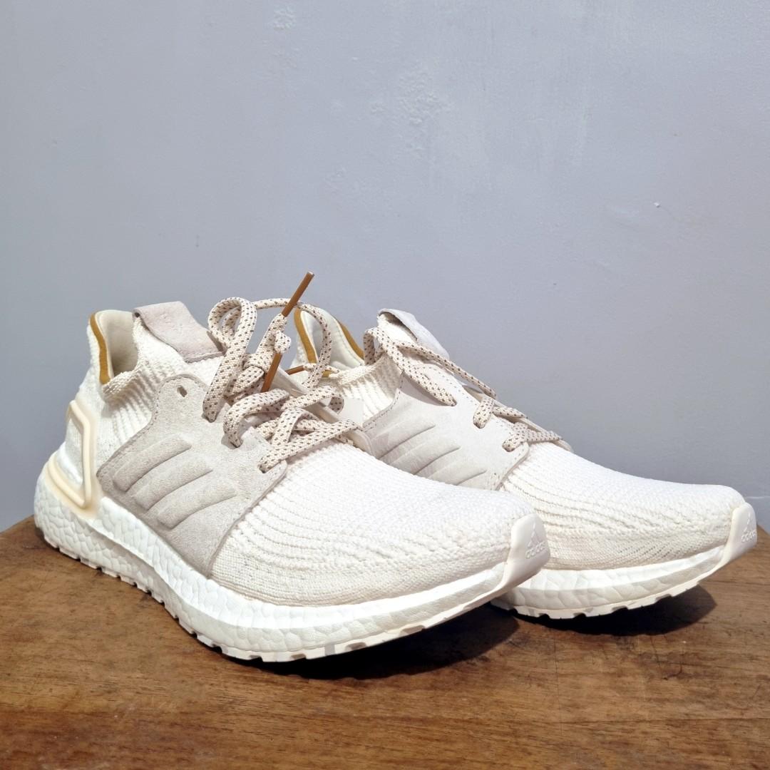 Ultraboost hot sale 19 white