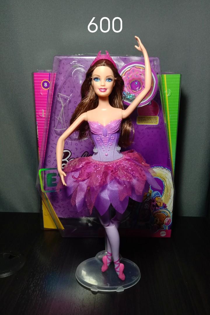 中古 輸入品 未使用 ほど遠い ?Barbie Doll Brunette Wearing Pink and 