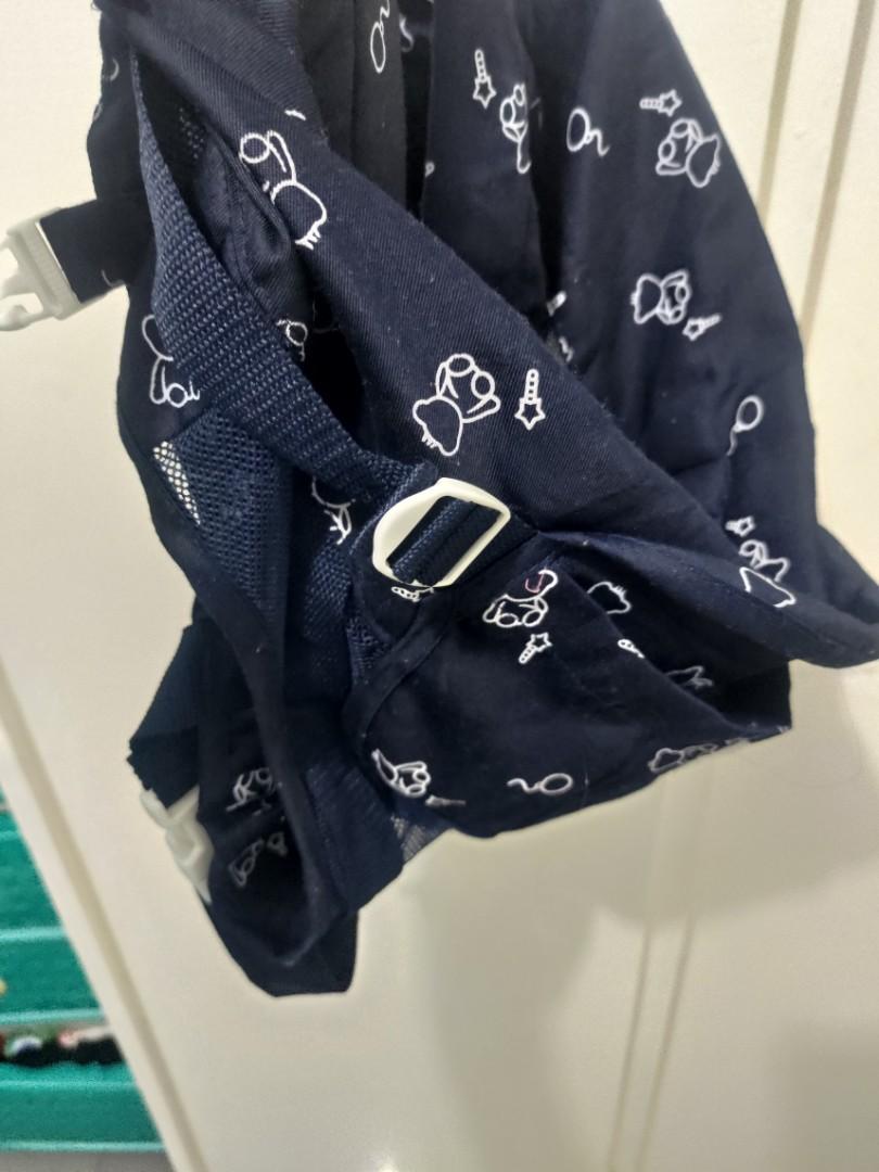 Bebeta Carrier (Category: Carriers & Slings) located in Mandaluyong City. Submitted by kris3000 (Listing ID 1145395920, Image 2). Description: .