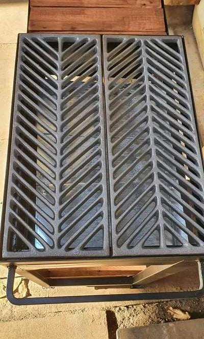 Cast iron BBQ grill barbeque grill (Category: Other Kitchenware & Tableware) located in Famy. Submitted by nephalemz (Listing ID 1145314710, Image 1). Description: Cast Iron BBQ grill only Per piece Barbeque grill.