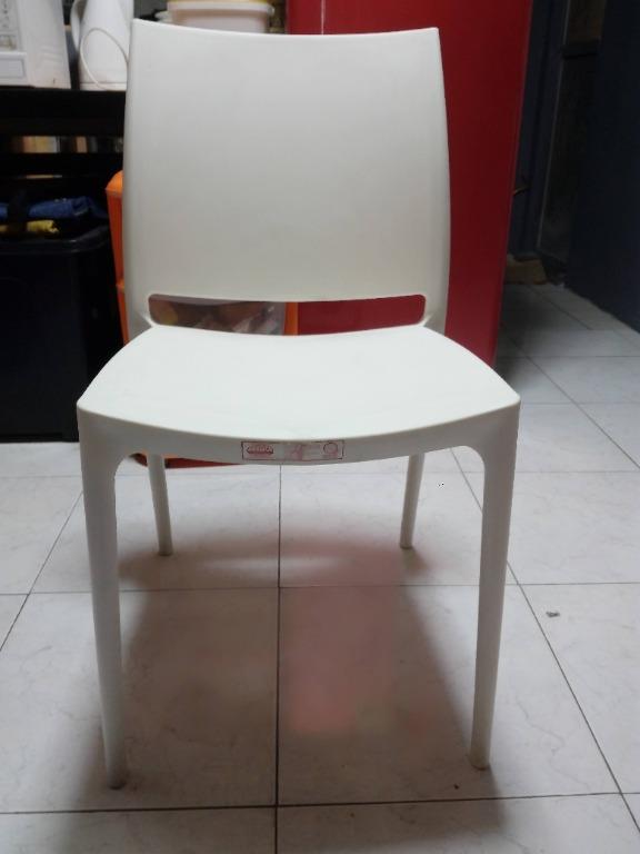 Chairs Furniture And Home Living Furniture Chairs On Carousell