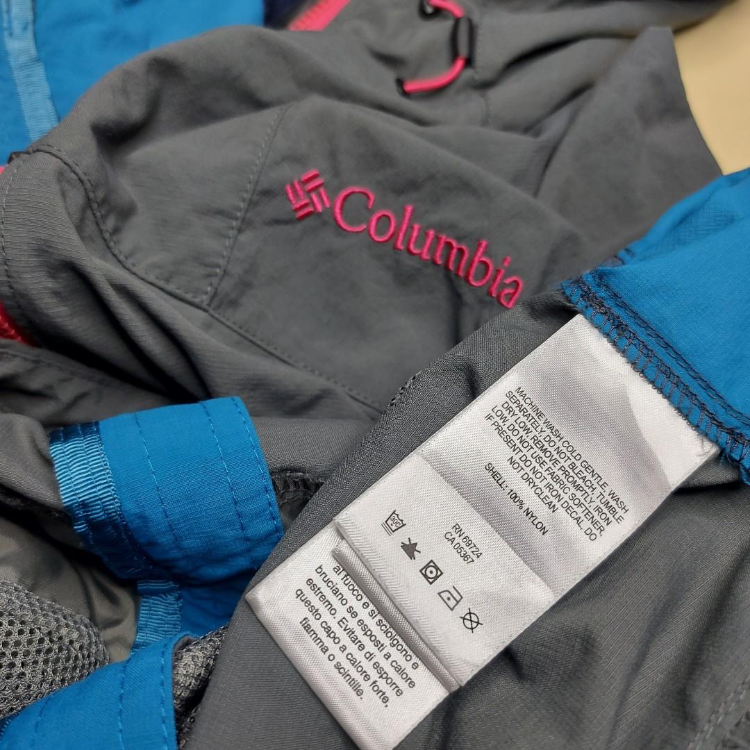COLUMBIA HIKING JACKET Men s Fashion Tops Sets Vests on Carousell