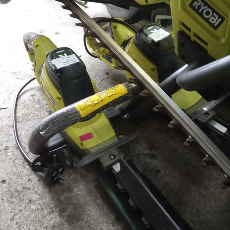 RYOBI CORDED ELECTRIC HEDGE TRIMMER 600W (Category: Construction Tools & Equipment) located in San Pedro. Submitted by aussiesurplus (Listing ID 1145306017, Image 3). Description: READ DETAILS BELOW: All items are from Australia SURPLUS/USED or BRAND NEW Thank you for your interest to buy from our shop. Any issues or concerns, let us know by sending us a message to settle them to your satisfaction. Please manage expectations for all our products 