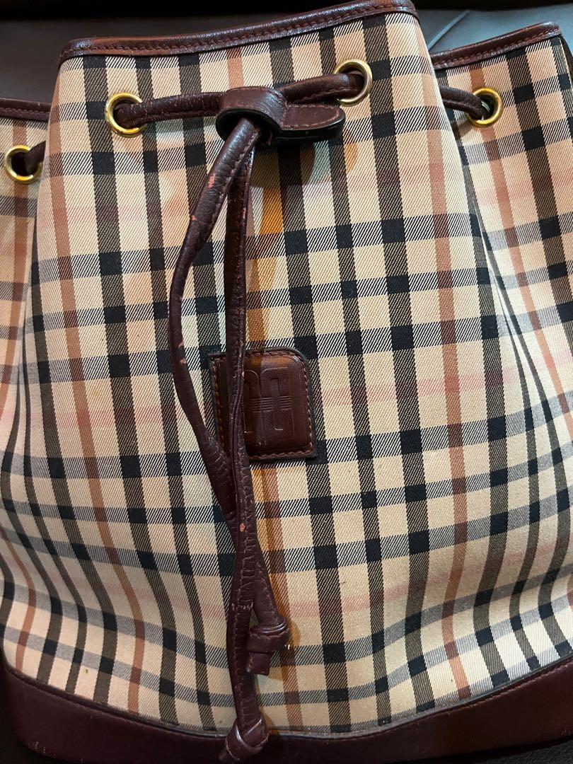 DAKS Bucket handbag