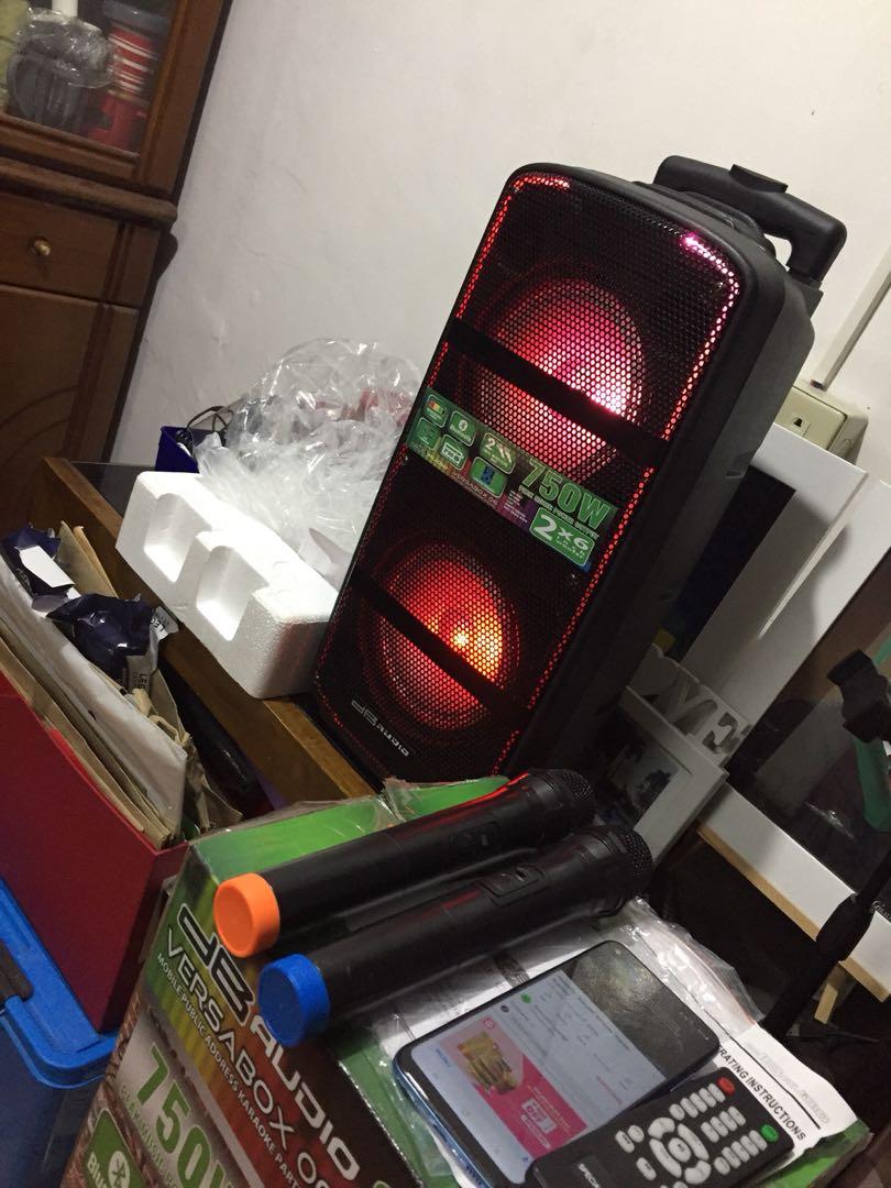 dB Audio Versabox 06 (Category: Soundbars, Speakers & Amplifiers) located in Quezon City. Submitted by johnmaverickborjacoy (Listing ID 1145397062, Image 1). Description: Good For Indoors and Outdoors SuperB Sounds! Speaker Can Be Used On Amplifiers Rechargeable Speaker Battery Operated Wireless Mics Complete Set With Lots of Functions! Opened For Testing (New) P4,500 Slight Negotiable (Mura Na) West Fairview Area .