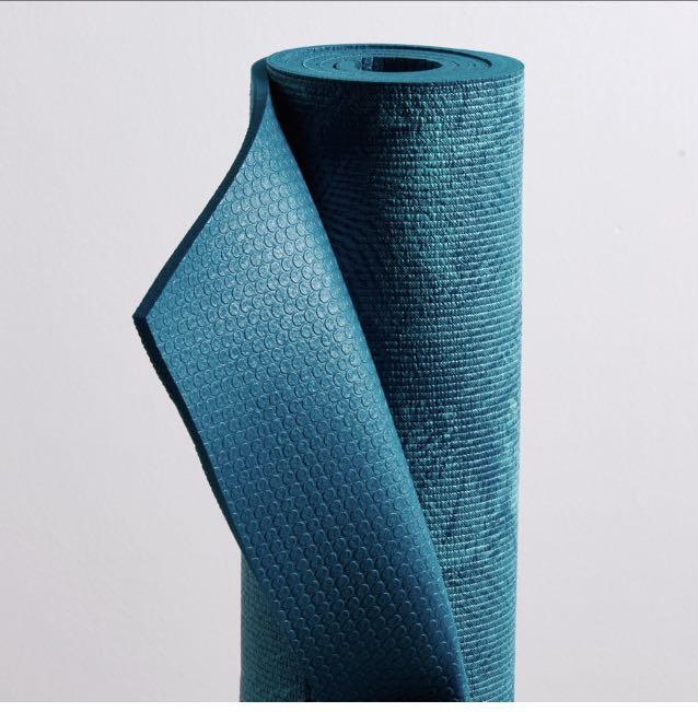 2) All About Decathlon's Domyos Yoga mat (8mm): Highly recommended 