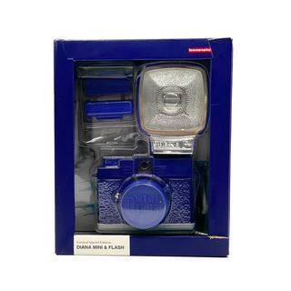 （分類：）位於 。 由 coolc.camera 提交（商品編號 1077361872，圖片 1）。簡介： 。