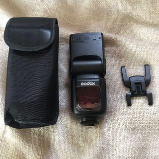 Godox V860iiN speed light (Nikon)