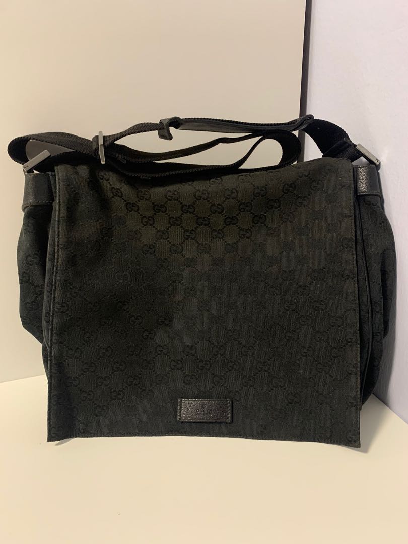 Gucci messenger bag black canvas online
