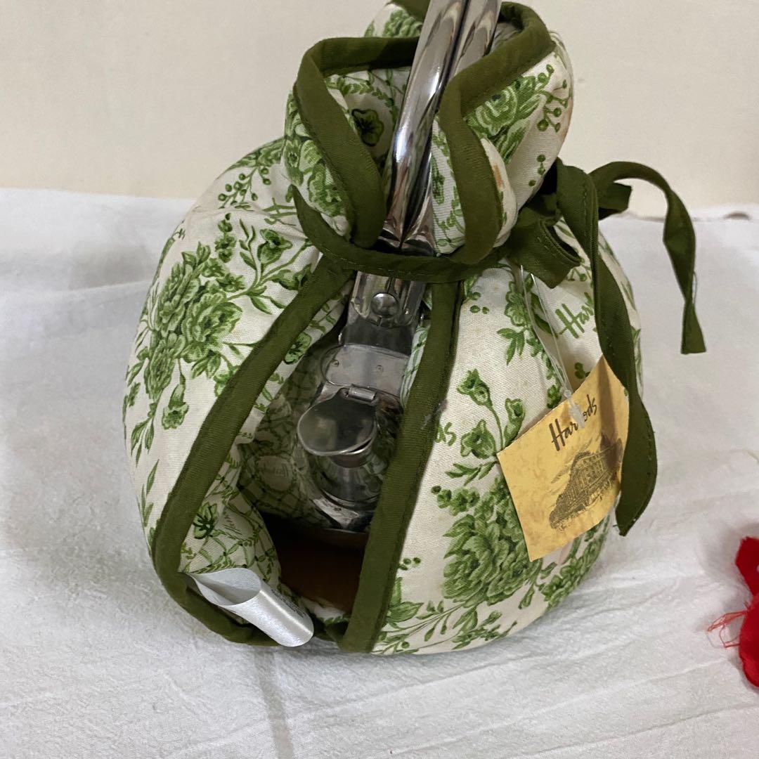 Harrods green China rose bow tied cosy_ Teapot warmer, Kitchen