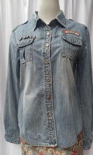 Kemeja Jeans