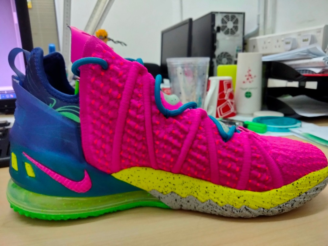 lebron 18 los