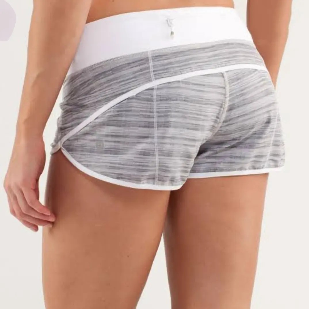 Lululemon Speed Shorts, Women's Fashion 