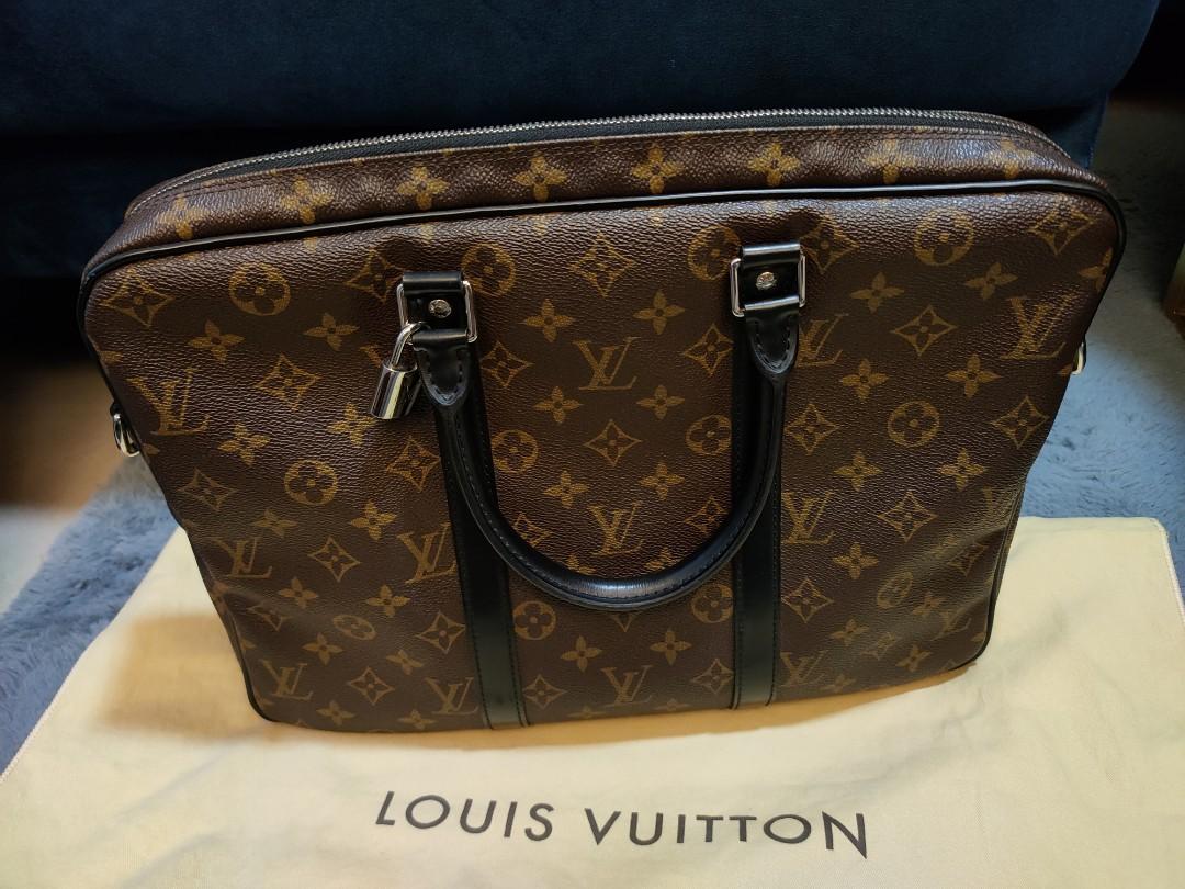 LV Porte-Documents Voyage PM, Luxury, Bags & Wallets on Carousell