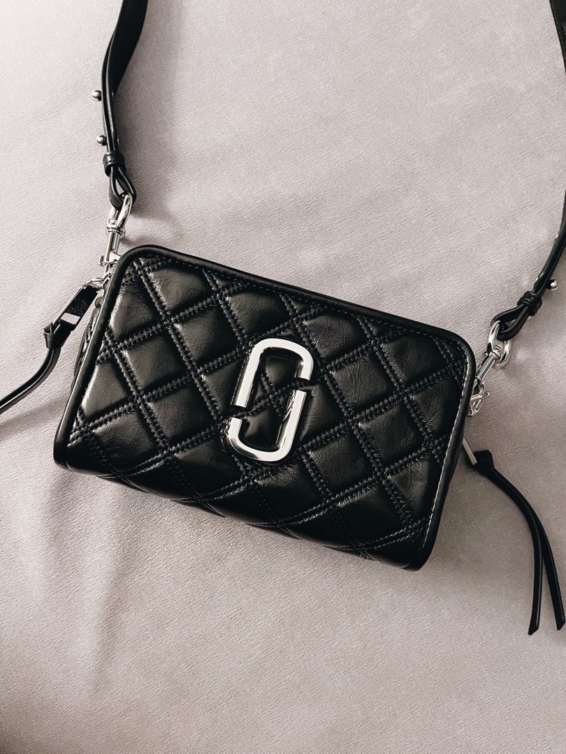 marc jacobs the snapshot quilted leather camera bag