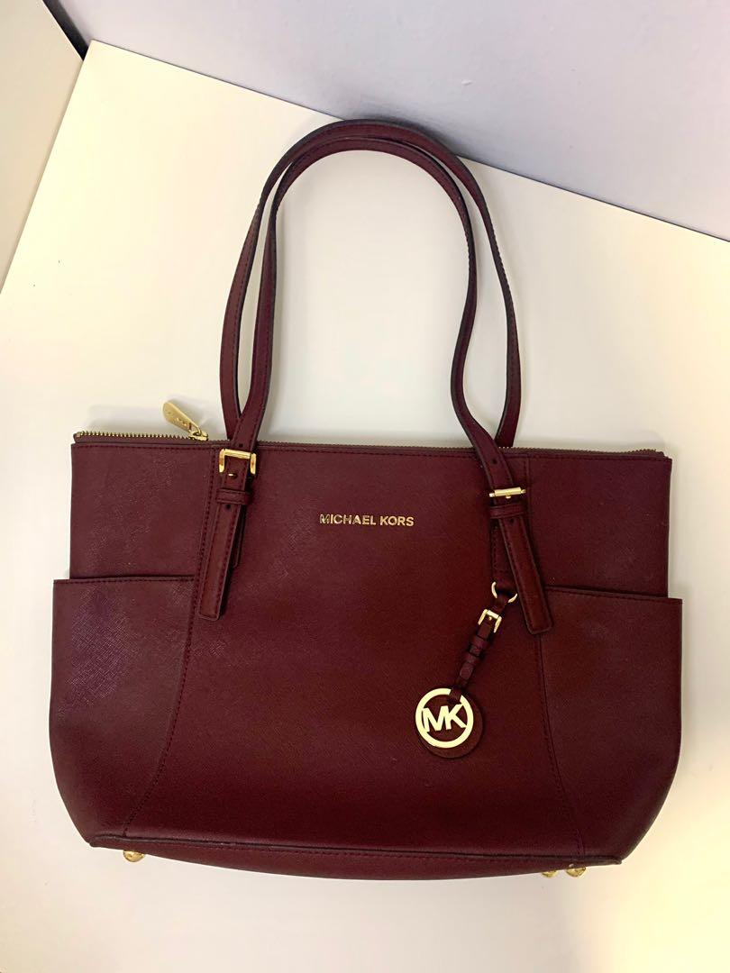 Michael Kors Burgundy Saffiano Leather Bag, Women's Fashion, Bags &  Wallets, Shoulder Bags on Carousell